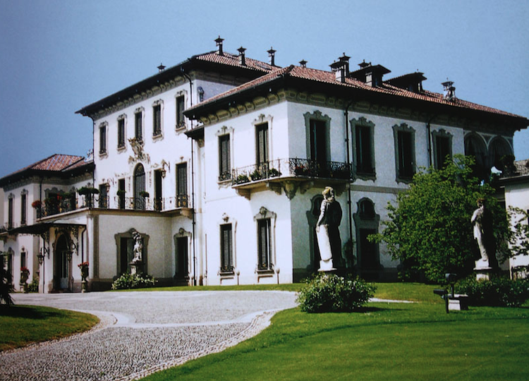 Tutto su Villa Visconti di Modrone “Belvedere”, la casa di Silvio Berlusconi a Macherio