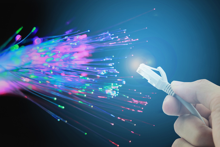 Connessione internet con fibra ottica