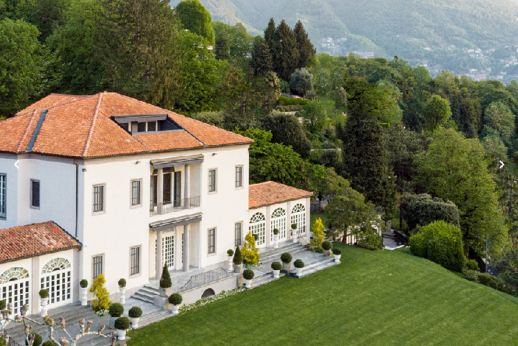Una veduta dall'alto di Villa Bonomi, Lago di Como