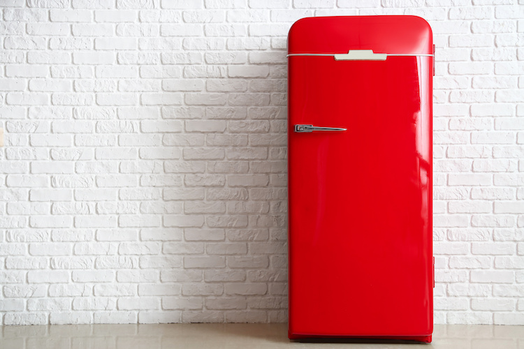 È normale che il frigorifero produca rumori strani?