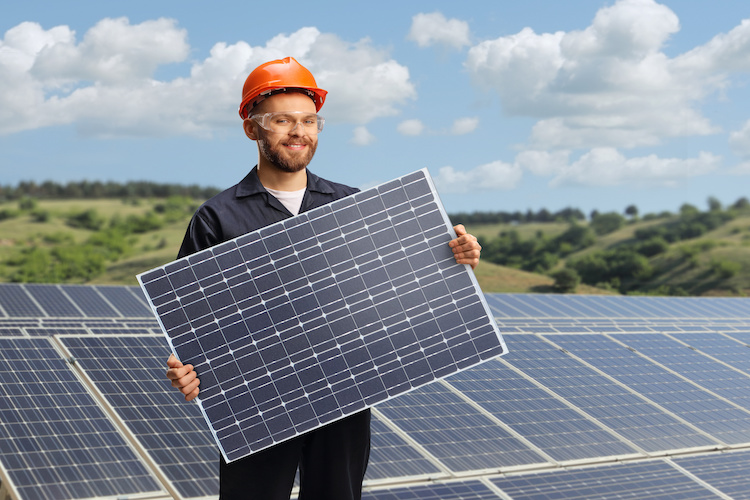 Perché installare un pannello fotovoltaico e quando farlo