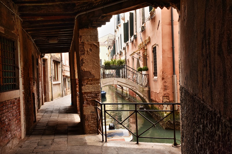 Le vie magiche di Venezia dove sono le calli più belle e pittoresche