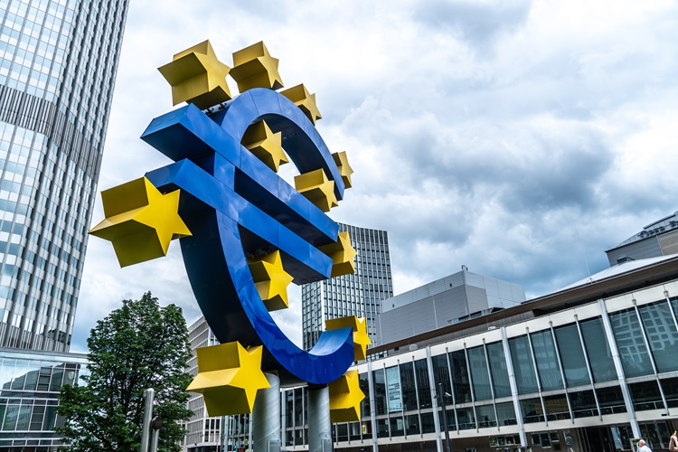 La Bce lascia i tassi fermi al 4,50% è il primo stop dopo 10 rialzi consecutivi