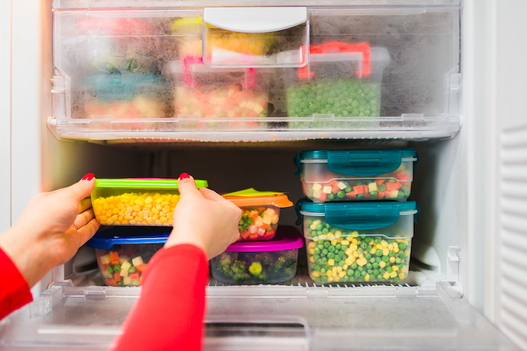 Si possono mettere i contenitori di vetro nel freezer? -  News
