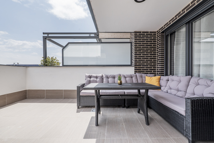 Tavolo esterno, le soluzioni Ikea per il balcone o il giardino