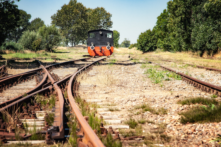 Le ferrovie abbandonate più belle d'Italia