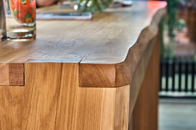 tavolo di legno