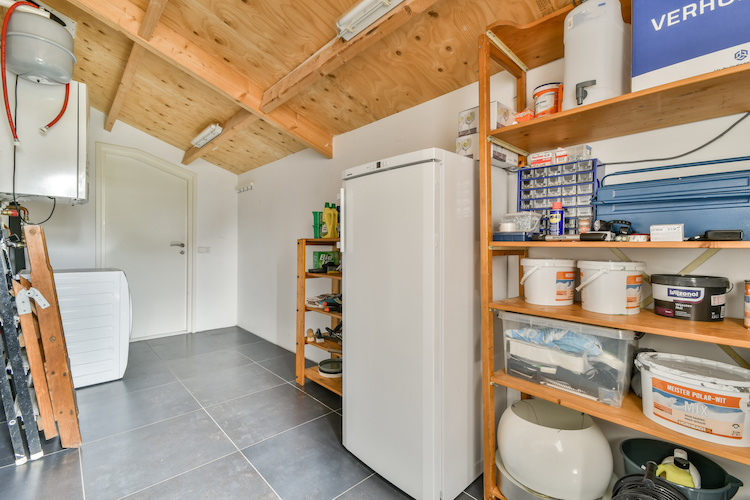Si può tenere un frigo o un congelatore nel garage condominiale?