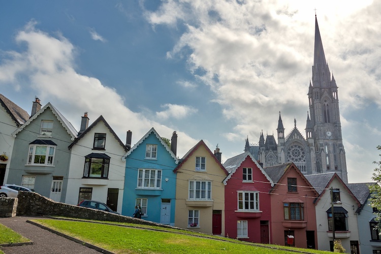 Come sono fatte le case tipiche irlandesi?