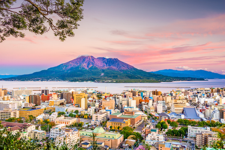 Kagoshima, la gemella giapponese di Napoli che ha il "suo Vesuvio"