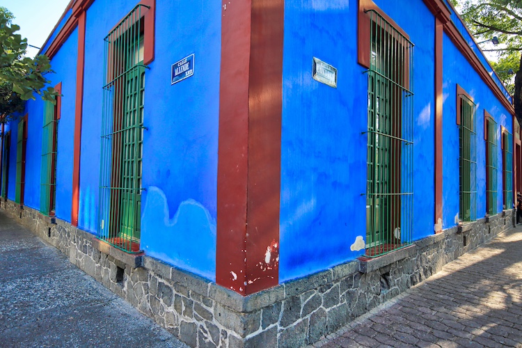 Todo sobre la Casa Azul de Frida Kahlo en la Ciudad de México