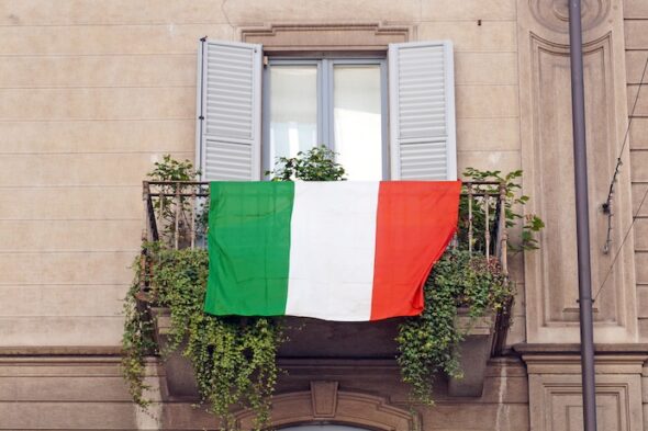 bandiera al balcone