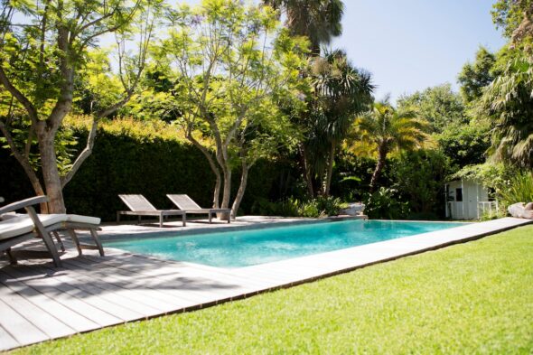 piscina in giardino