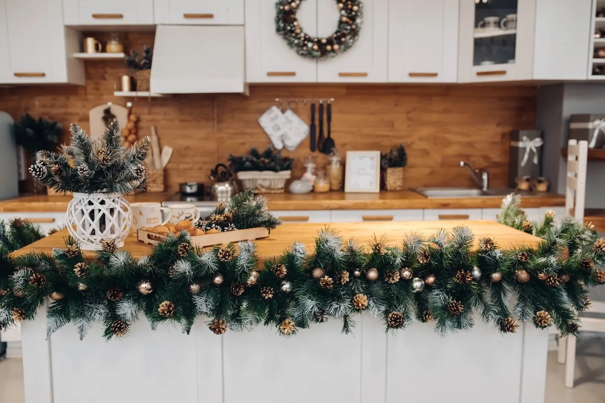 Cucina decorata per Natale